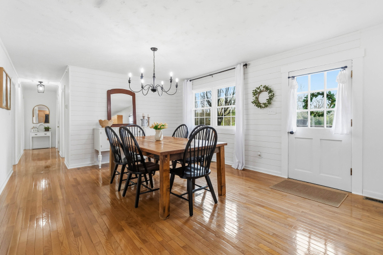Listing Image 18