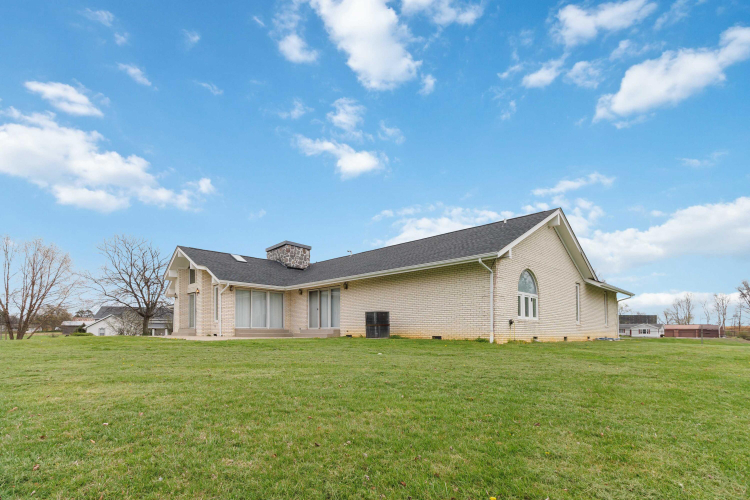 Listing Image 18