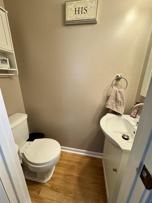 Listing Image 18