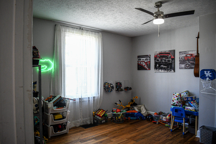 Listing Image 27