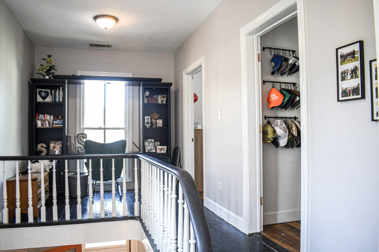 Listing Image 52