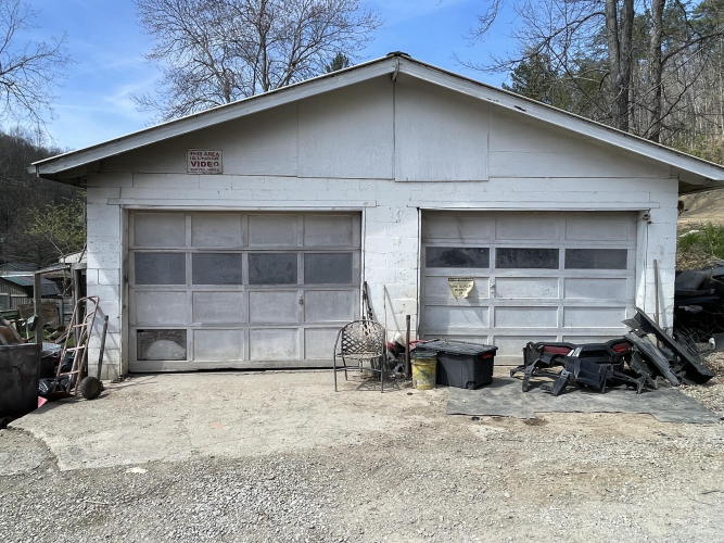 Listing Image 14