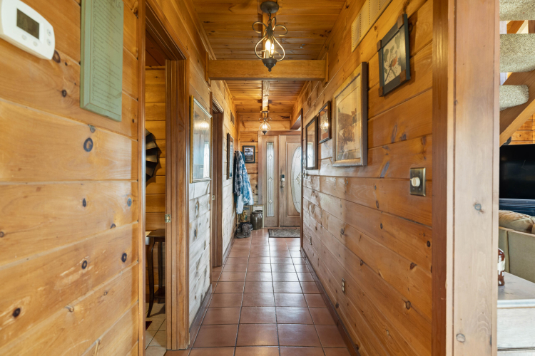 Listing Image 63