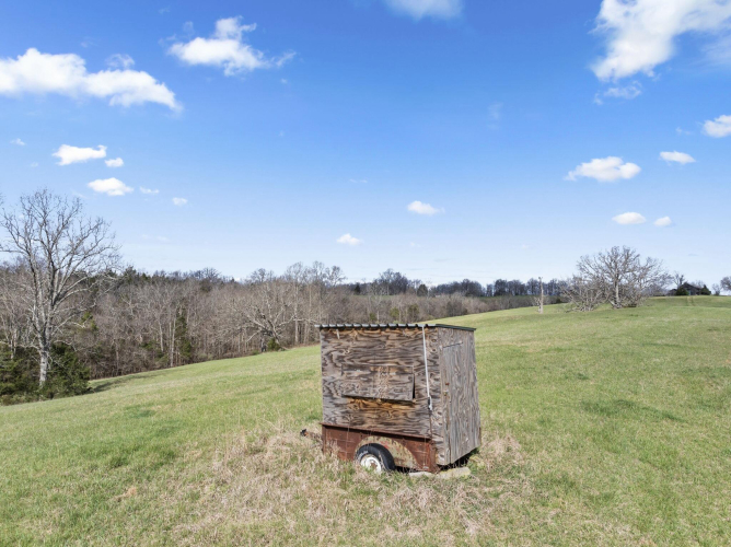 Listing Image 73