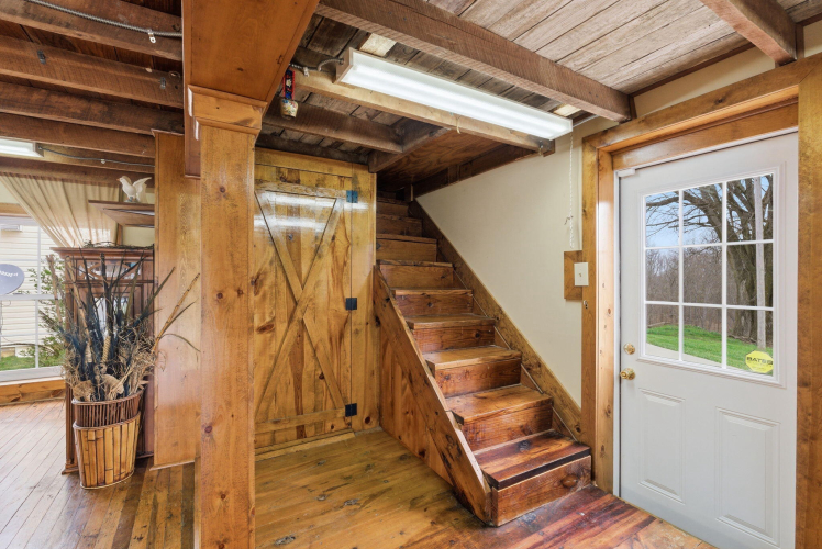 Listing Image 89