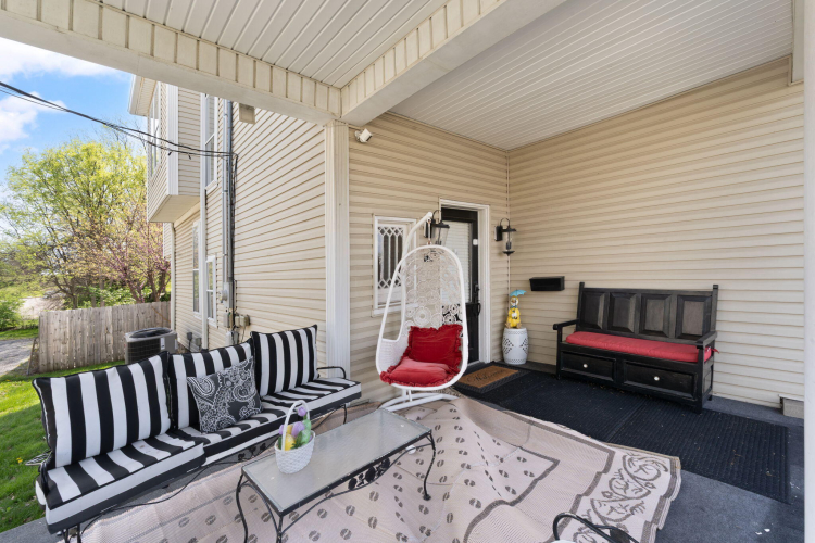 Listing Image 110