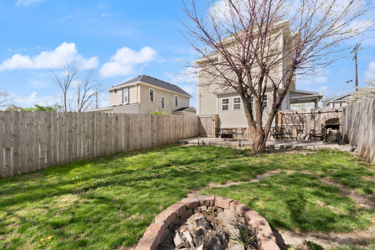 Listing Image 118