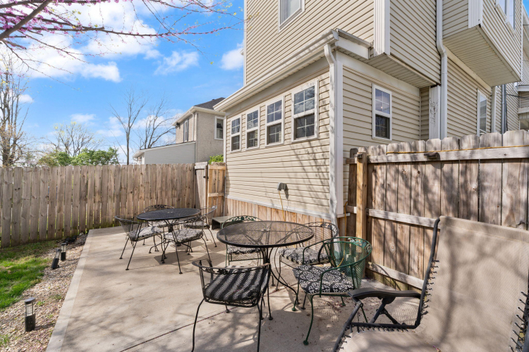Listing Image 122