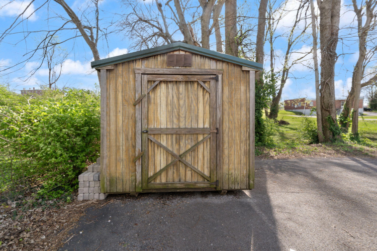 Listing Image 128