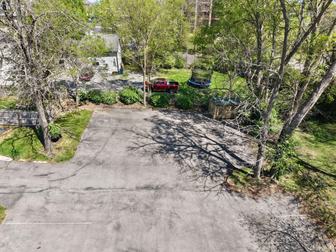 Listing Image 136