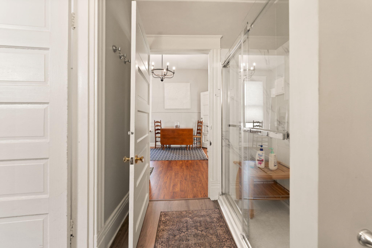 Listing Image 53