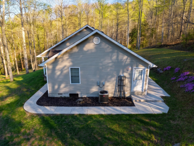 Listing Image 70