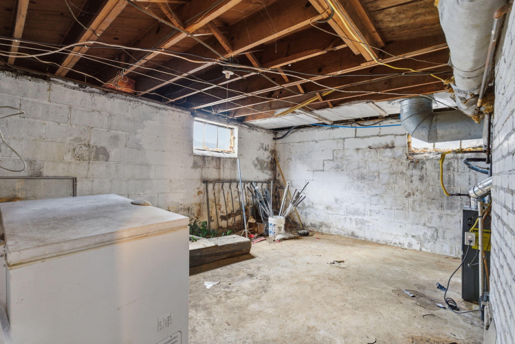 Listing Image 28