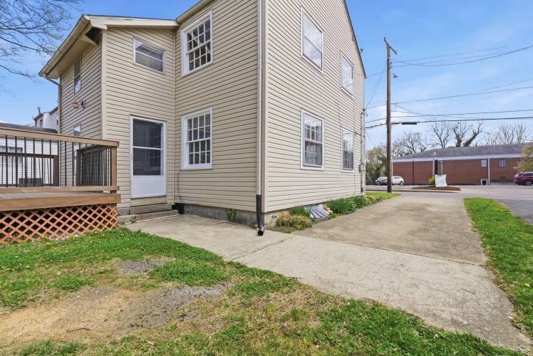 Listing Image 29