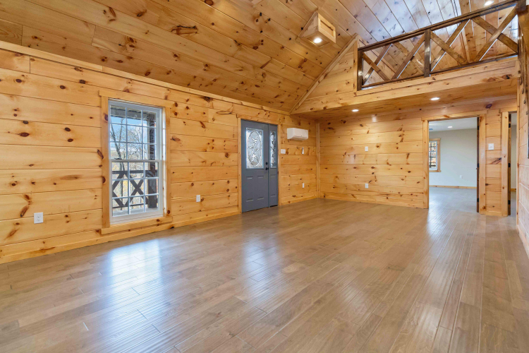 Listing Image 12