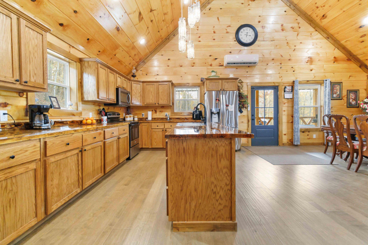 Listing Image 13