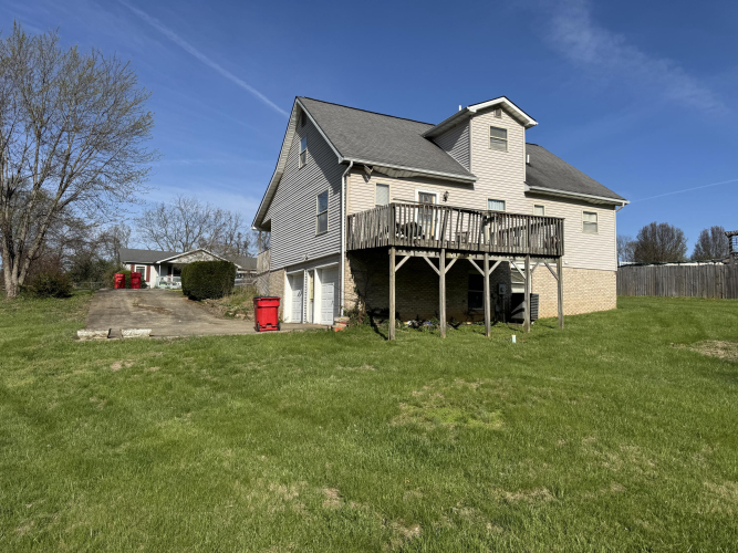 Listing Image 5