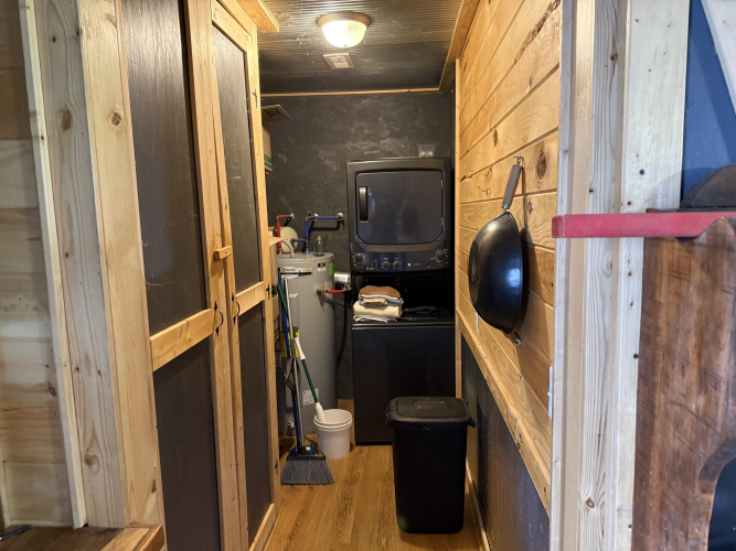 Listing Image 13