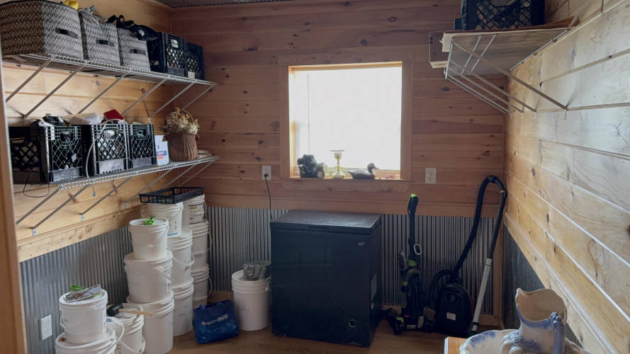Listing Image 16