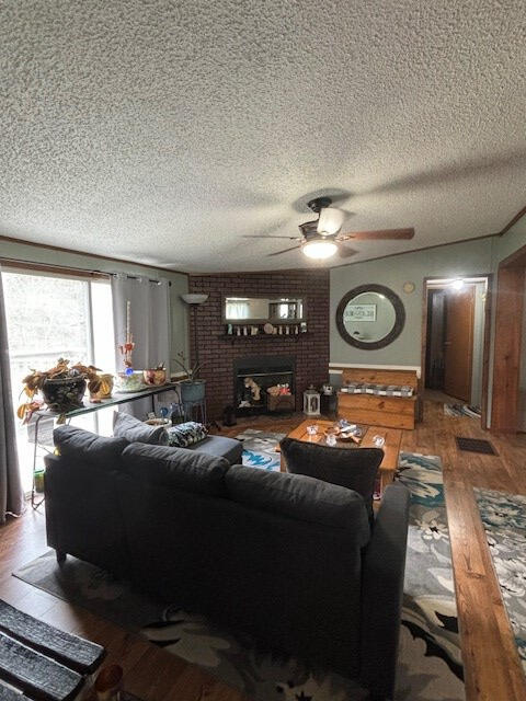 Listing Image 20