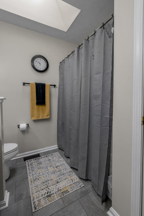 Listing Image 35