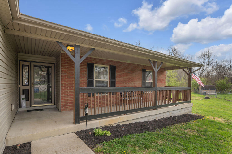 Listing Image 6