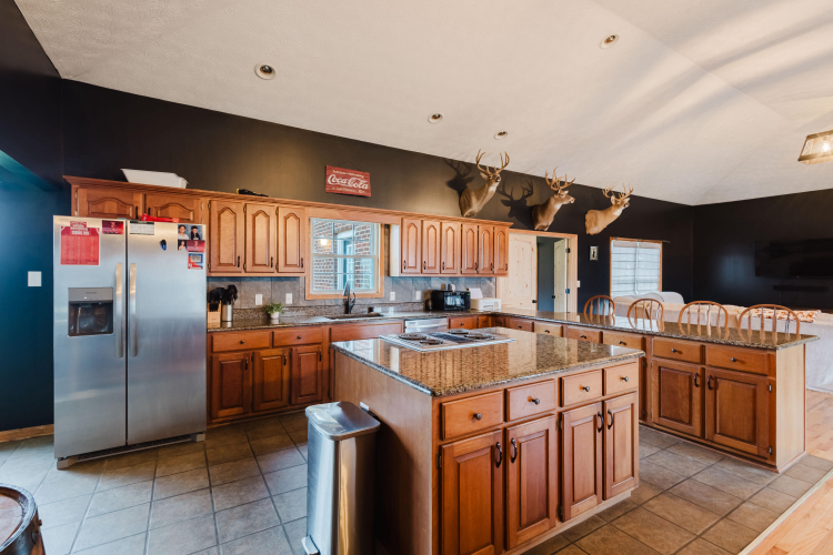 Listing Image 14