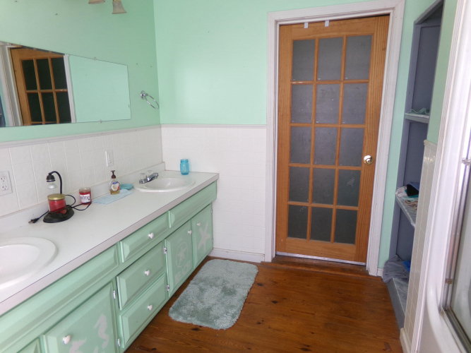Listing Image 32
