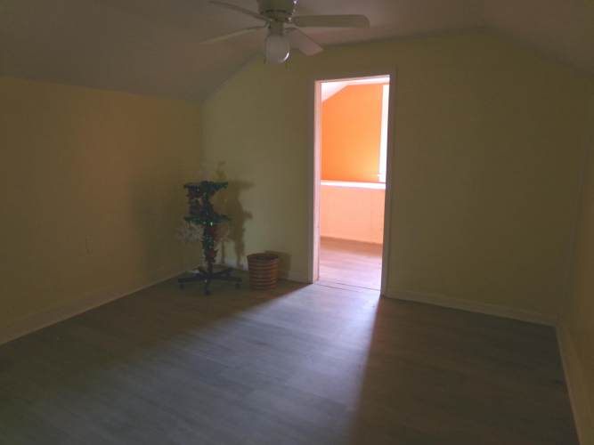 Listing Image 38