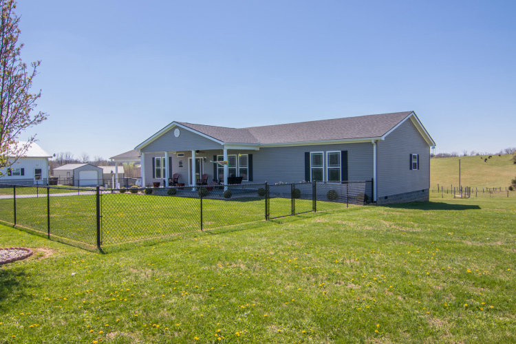Listing Image 3