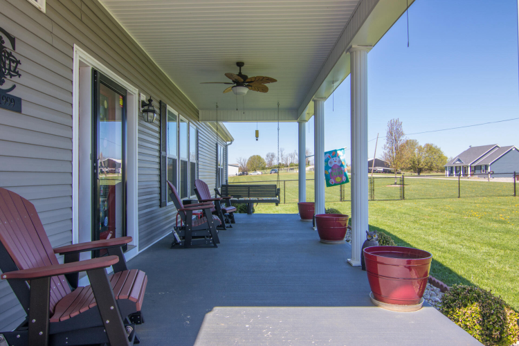 Listing Image 5