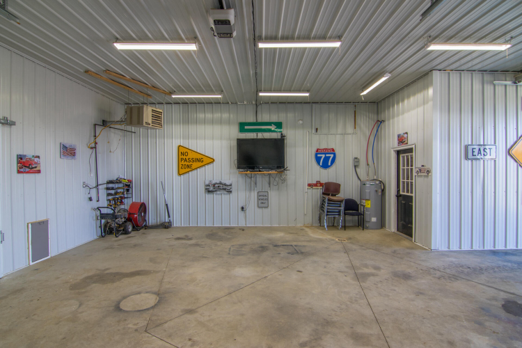 Listing Image 45