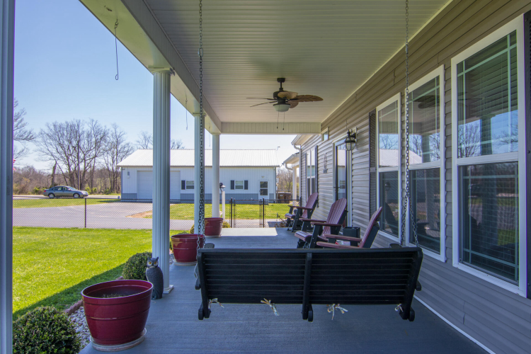 Listing Image 6