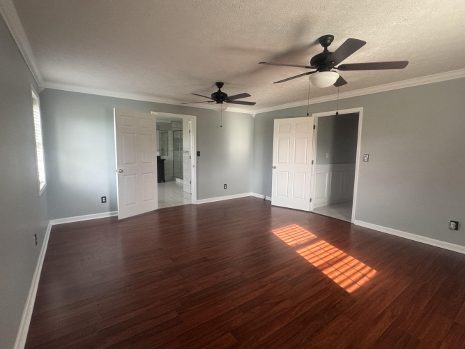 Listing Image 50