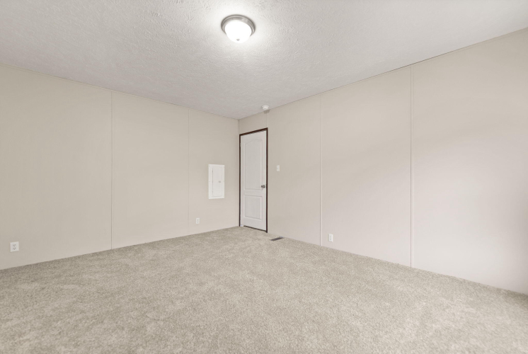 Listing Image 24