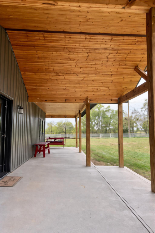 Listing Image 5