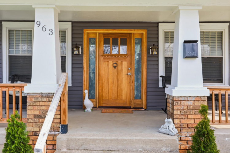 Listing Image 3