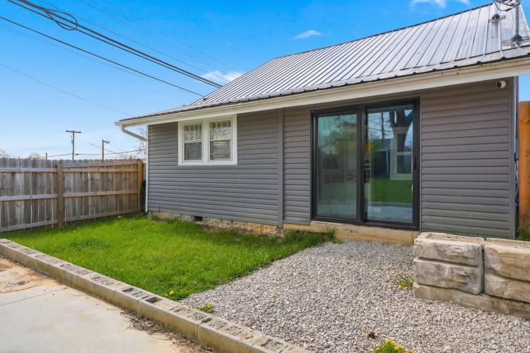 Listing Image 37