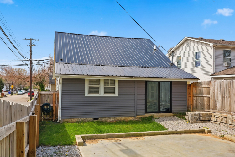 Listing Image 41