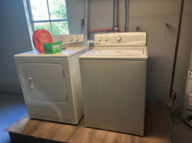 Listing Image 37