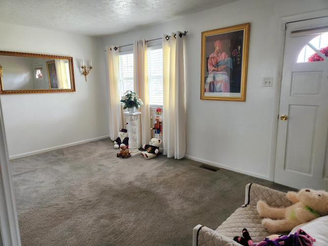 Listing Image 24