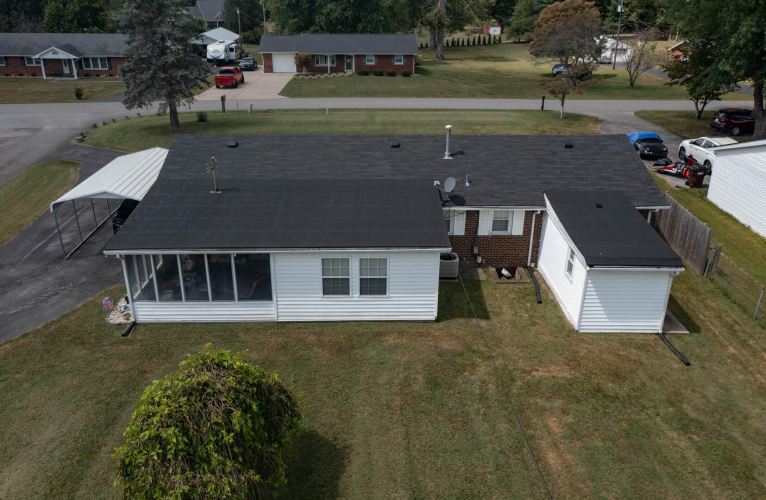 Listing Image 7