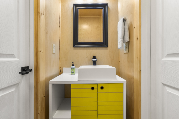 Listing Image 111