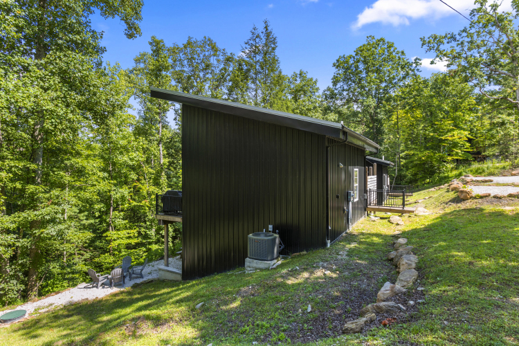 Listing Image 60