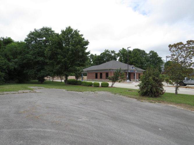 Listing Image 24