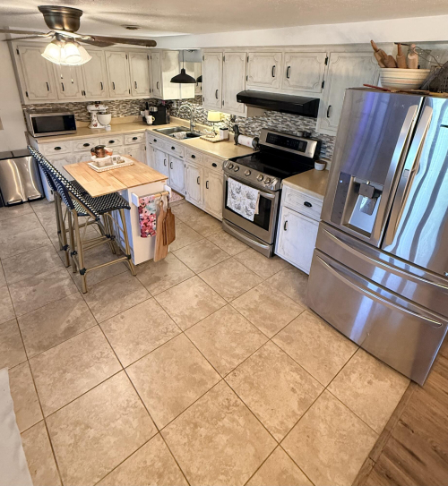 Listing Image 19