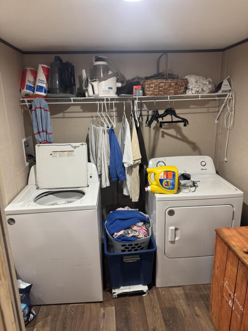 Listing Image 16