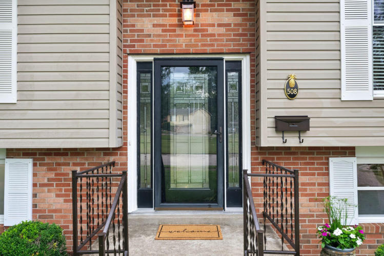 Listing Image 6