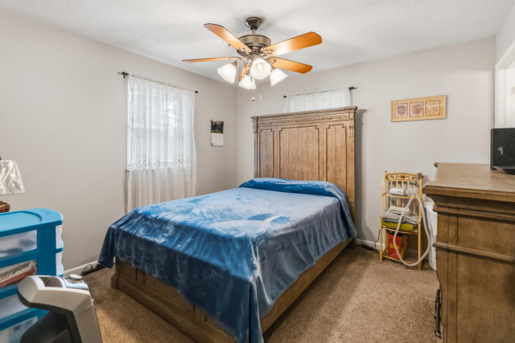 Listing Image 24
