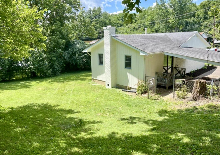 Listing Image 16